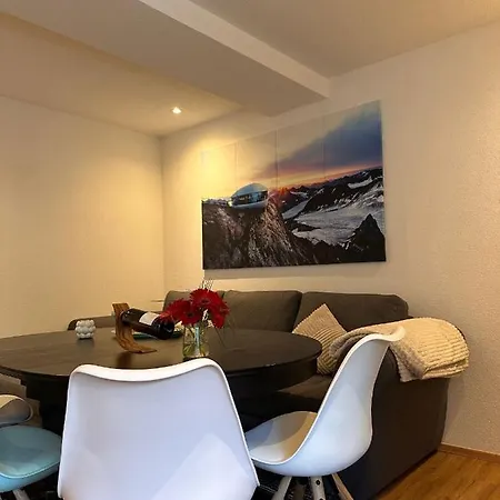 Ana Apartment *